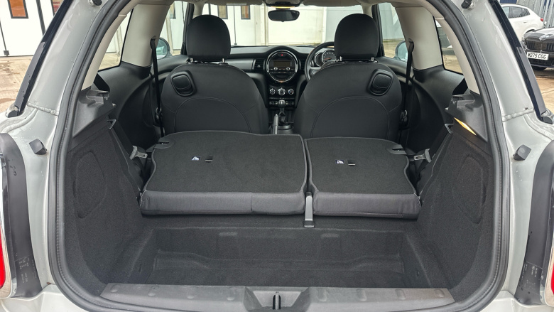 MINI Hatchback 1.5 Cooper 3dr Petrol Hatchback